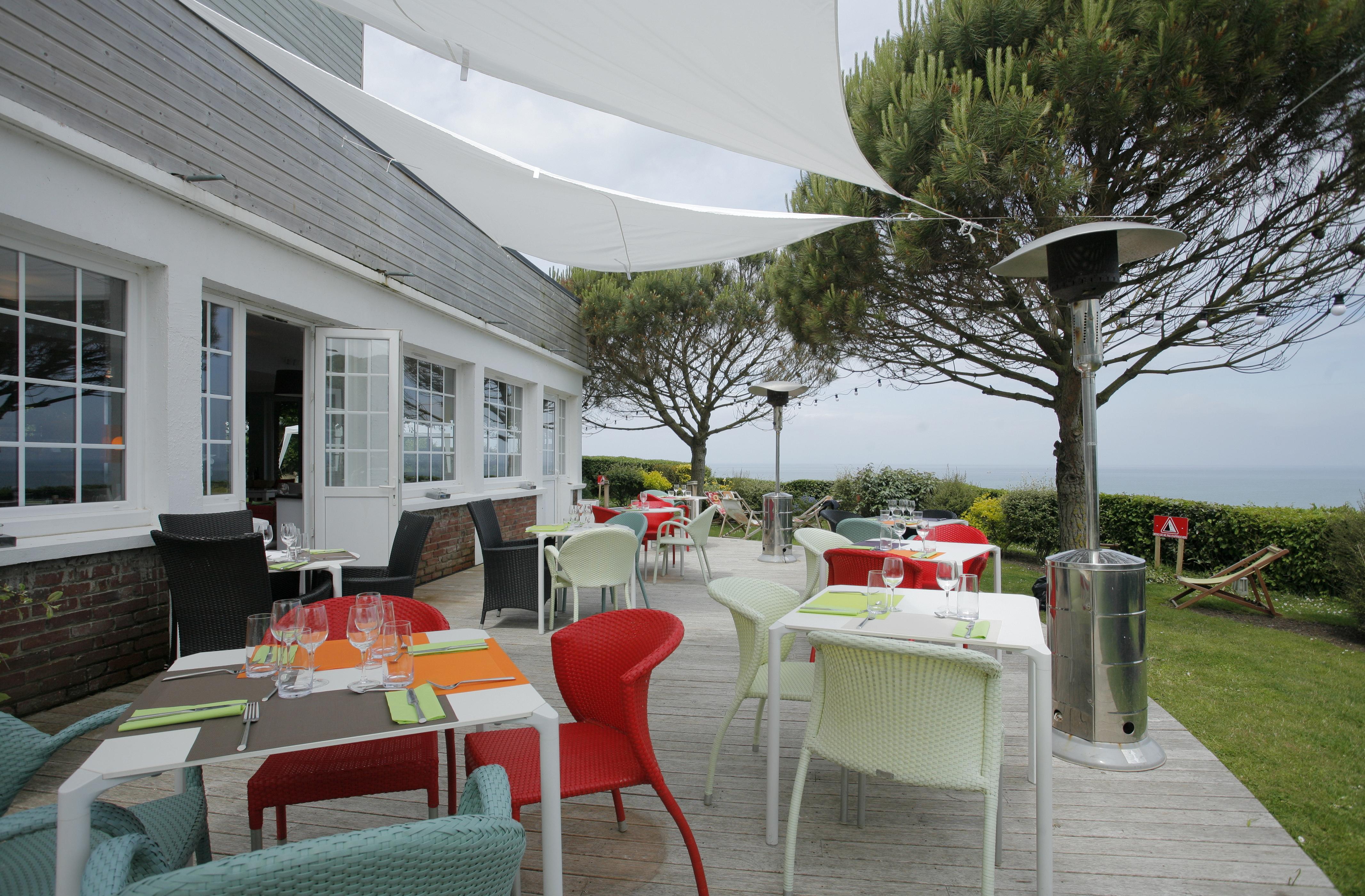 The Originals Hotel Le Cise Restaurant Chambres Et Suites Ault Exterior foto